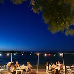 Hotel Daphnis Golturkbuku