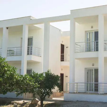 Daphnis 3* Golturkbuku