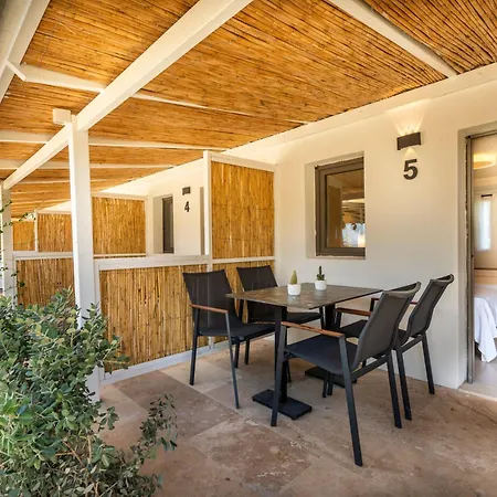 Hotel Daphnis 3*